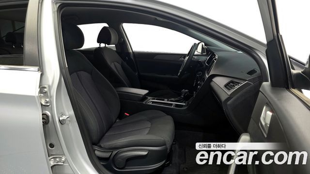 Hyundai Sonata 2015 — photo 16
