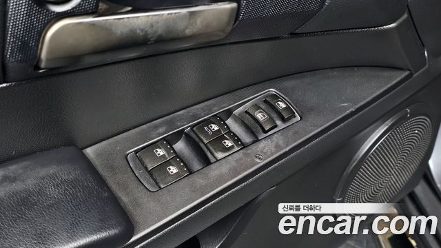 KG Mobility KORANDO 2016 — photo 27