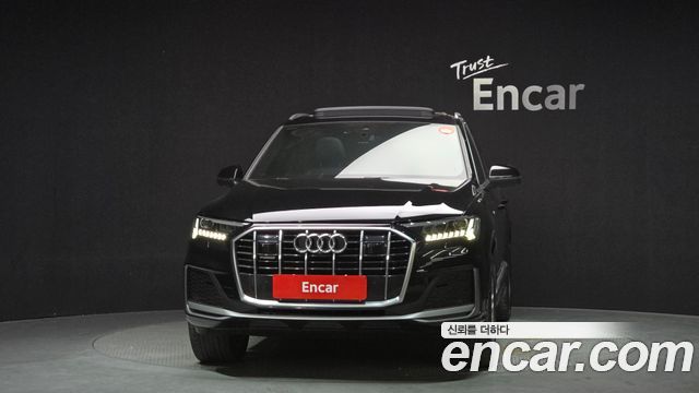 Audi Q7 2022 — photo 3