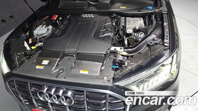 Audi Q7 2022 — photo 6