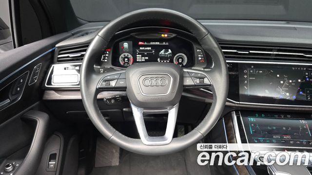 Audi Q7 2022 — photo 13