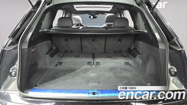 Audi Q7 2022 — photo 20