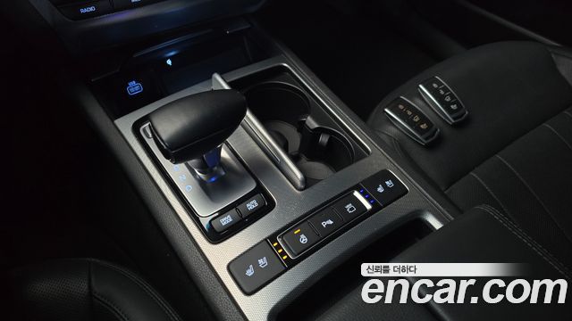 Genesis G80 2020 — photo 9