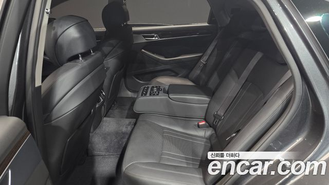 Genesis G80 2020 — photo 11
