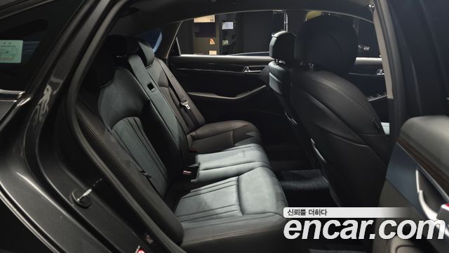 Genesis G80 2020 — photo 12
