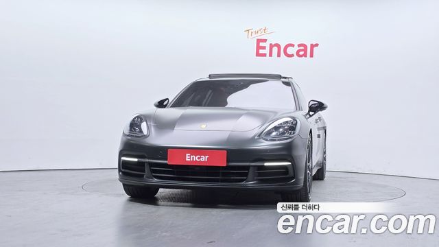 Porsche Panamera 2018 — photo 3