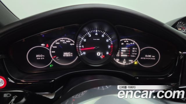 Porsche Panamera 2018 — photo 8