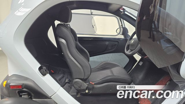 Renault Korea Twizy 2020 — photo 16