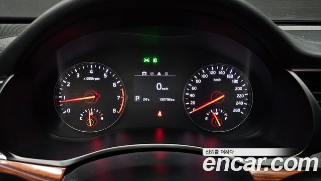 Kia K7 2017 — photo 8