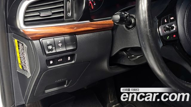 Kia K7 2017 — photo 17