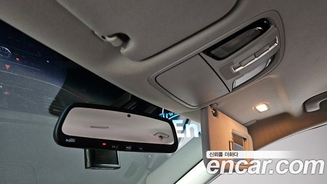 Kia K7 2017 — photo 19