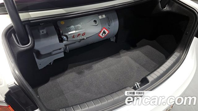 Kia K7 2017 — photo 20
