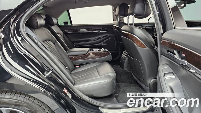 Genesis EQ900 2016 — photo 17