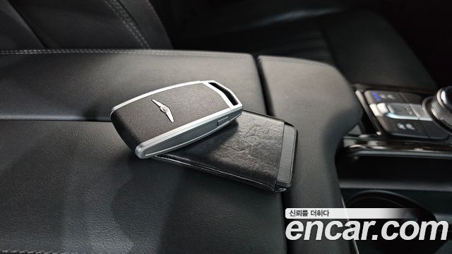 Genesis EQ900 2016 — photo 24