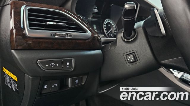 Genesis EQ900 2016 — photo 27
