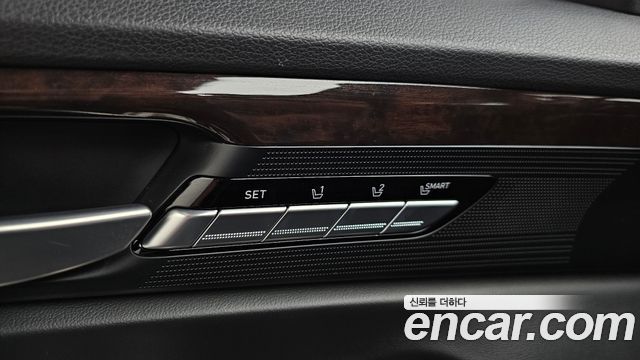 Genesis EQ900 2016 — photo 28