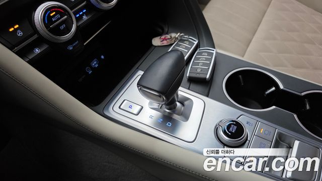 Genesis G70 2019 — photo 12