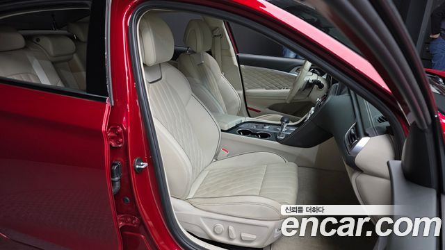 Genesis G70 2019 — photo 18