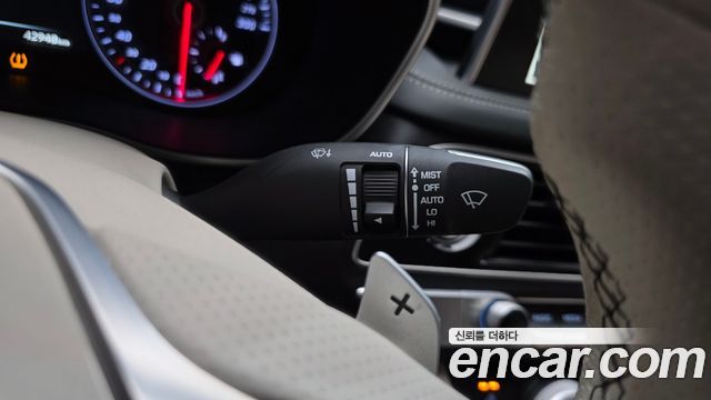 Genesis G70 2019 — photo 22