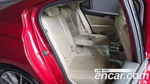 Genesis G70 2019 — photo 16