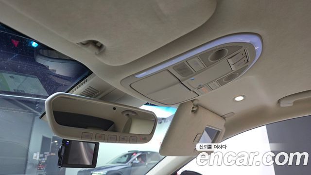 Genesis G70 2019 — photo 27