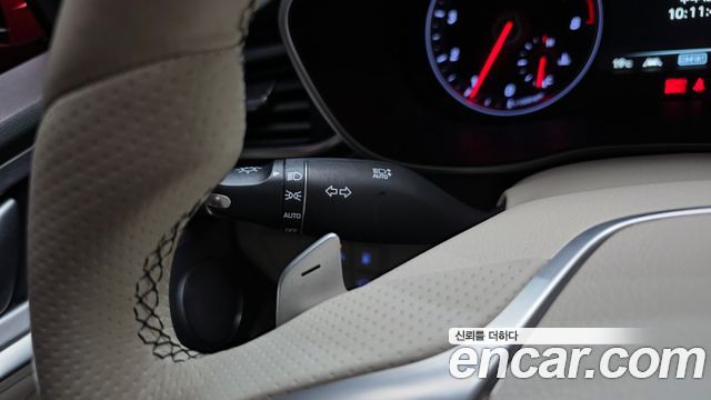 Genesis G70 2019 — photo 29