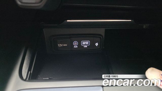 Genesis G70 2019 — photo 30