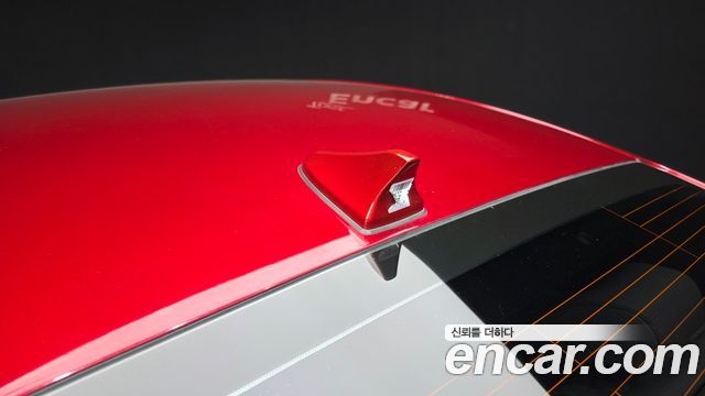 Genesis G70 2019 — photo 34