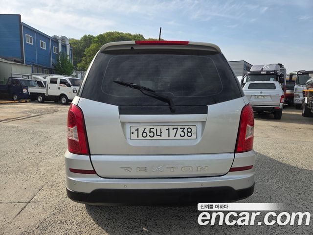 KG Mobility Rexton 2013 — photo 4