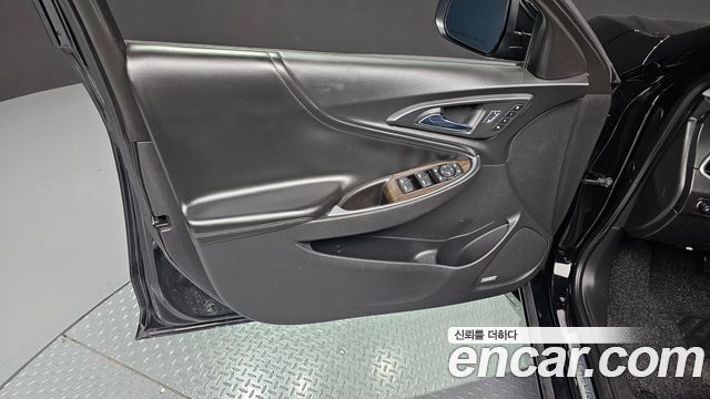 Chevrolet Korea Malibu 2017 — photo 14
