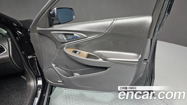 Chevrolet Korea Malibu 2017 — photo 15