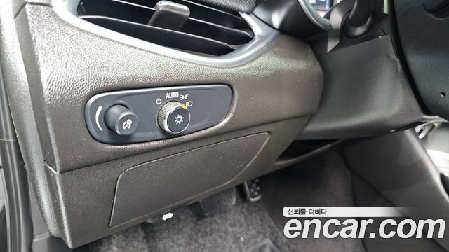 Chevrolet Korea Malibu 2017 — photo 29