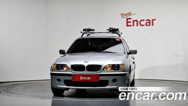 BMW 3-Series 2003 — photo 3