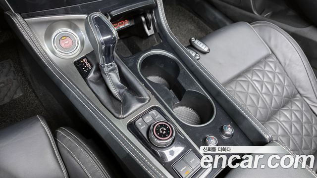 Nissan Maxima 2017 — photo 9