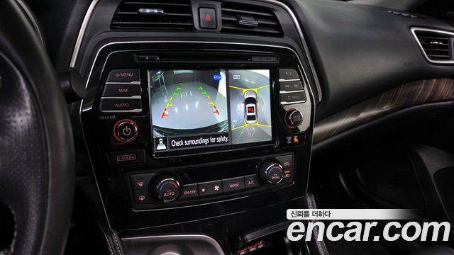 Nissan Maxima 2017 — photo 15