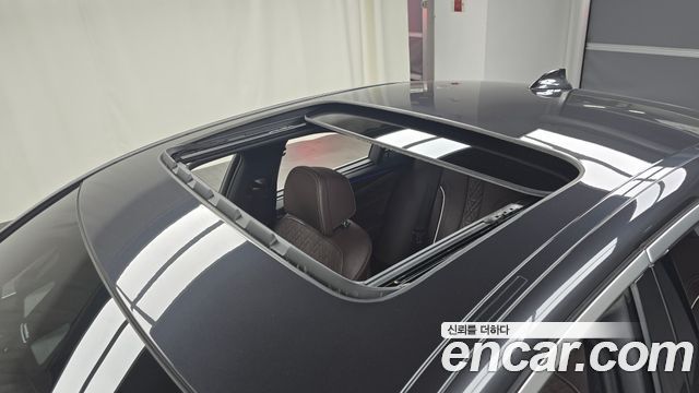 BMW 5-Series 2020 — photo 22