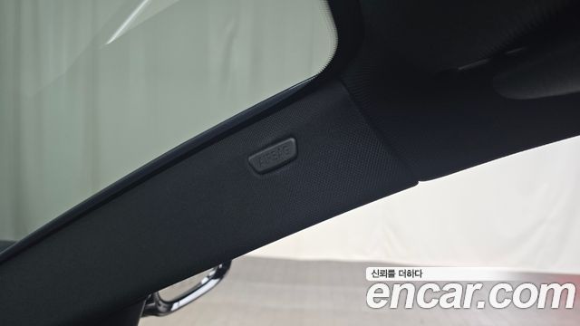 BMW 5-Series 2020 — photo 27