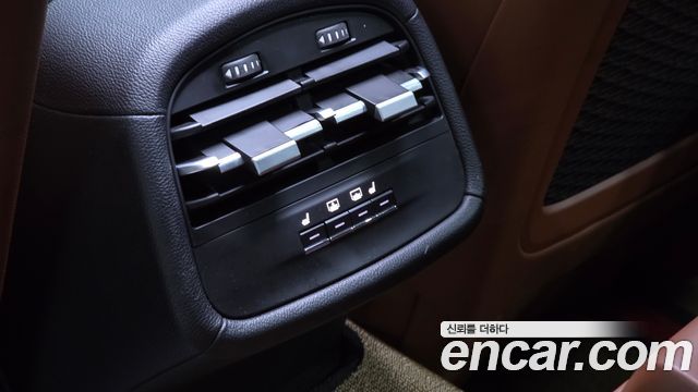 Maserati Ghibli 2018 — photo 18