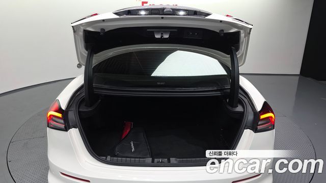 Maserati Ghibli 2018 — photo 20