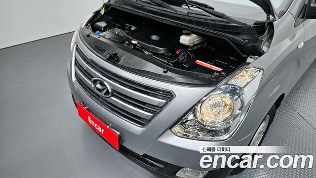 Hyundai Starex 2017 — photo 6