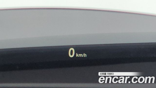 Mini Cooper Convertible 2019 — photo 31