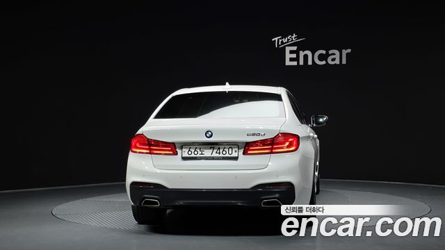 BMW 5-Series 2019 — photo 4