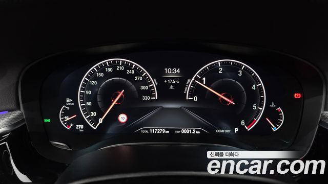 BMW 5-Series 2019 — photo 8