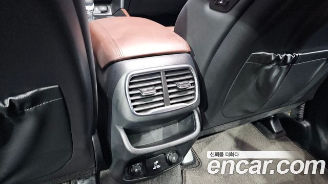 Hyundai Santafe 2020 — photo 31