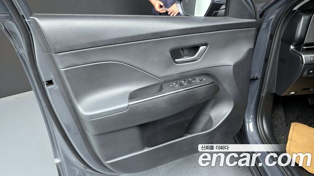 Hyundai Kona 2023 — photo 14