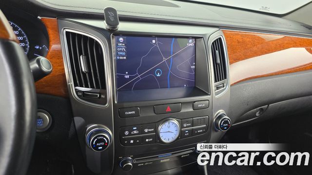 Hyundai Equus 2012 — photo 20