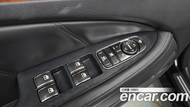Hyundai Equus 2012 — photo 38