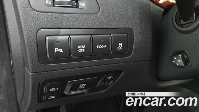 Hyundai Equus 2012 — photo 40