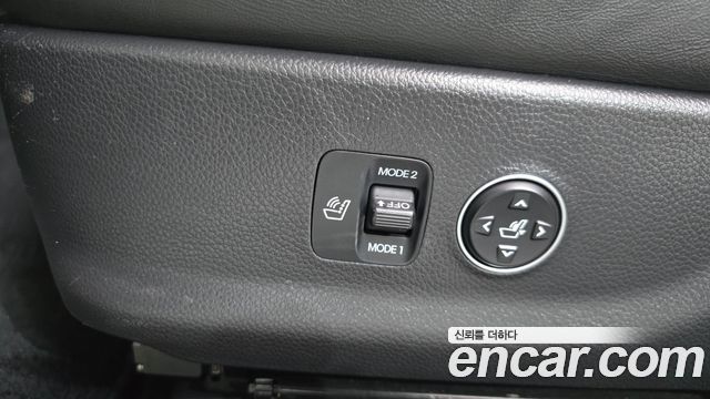 Hyundai Equus 2012 — photo 41