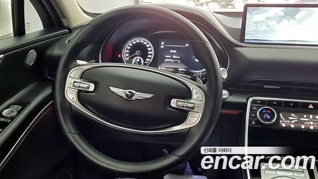 Genesis GV80 2020 — photo 11